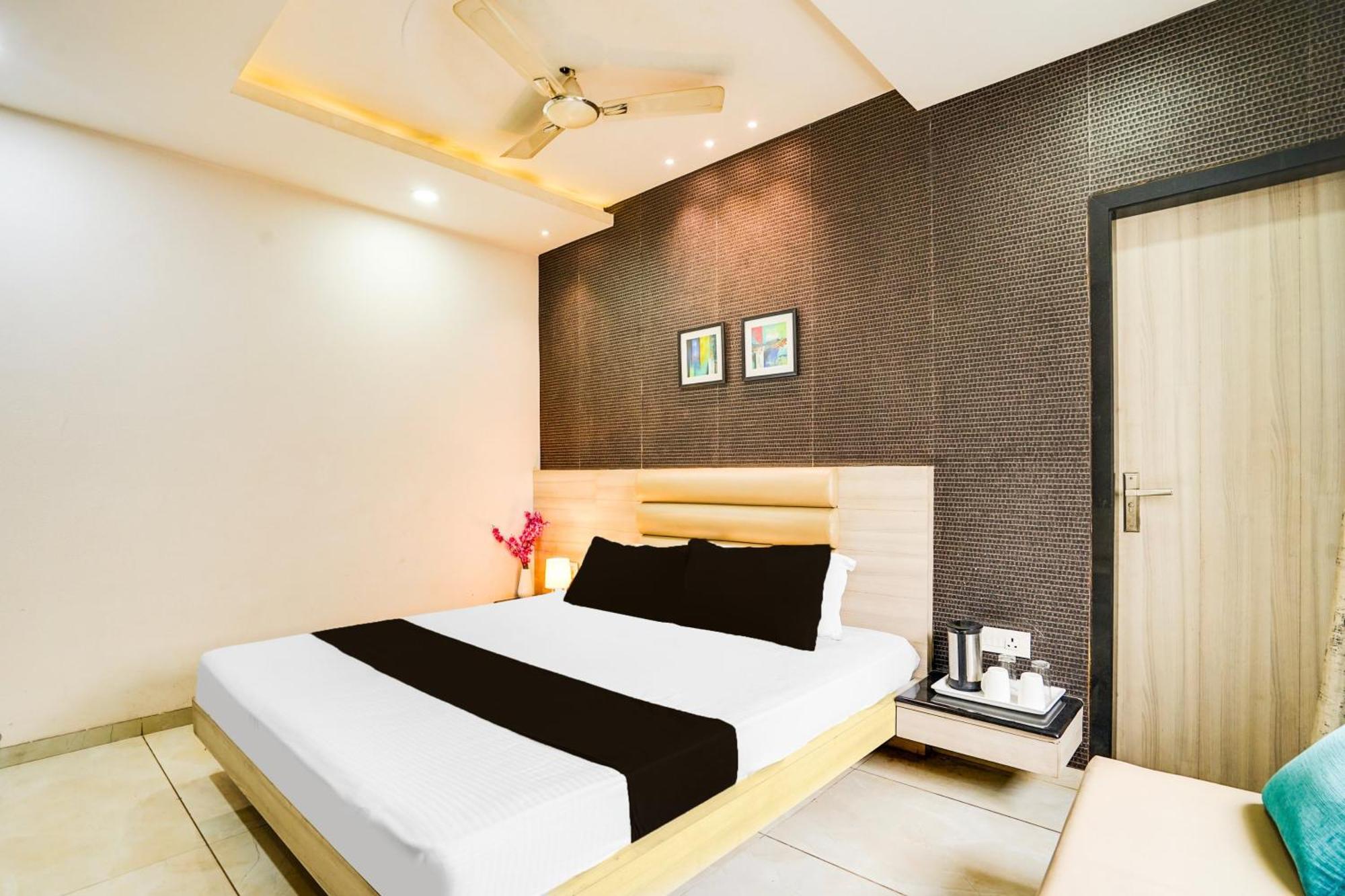 Super Townhouse Jhalawar Road Gumanpura Formerly Rockland Kota  Dış mekan fotoğraf